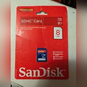 NEW SanDisk SDHC 8 GB Memory Card Water Temp Shock Xray Proof